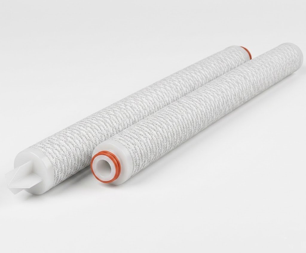 Close-up of an absolute-rated PP filter, multi-layer microfiber media, robust center core